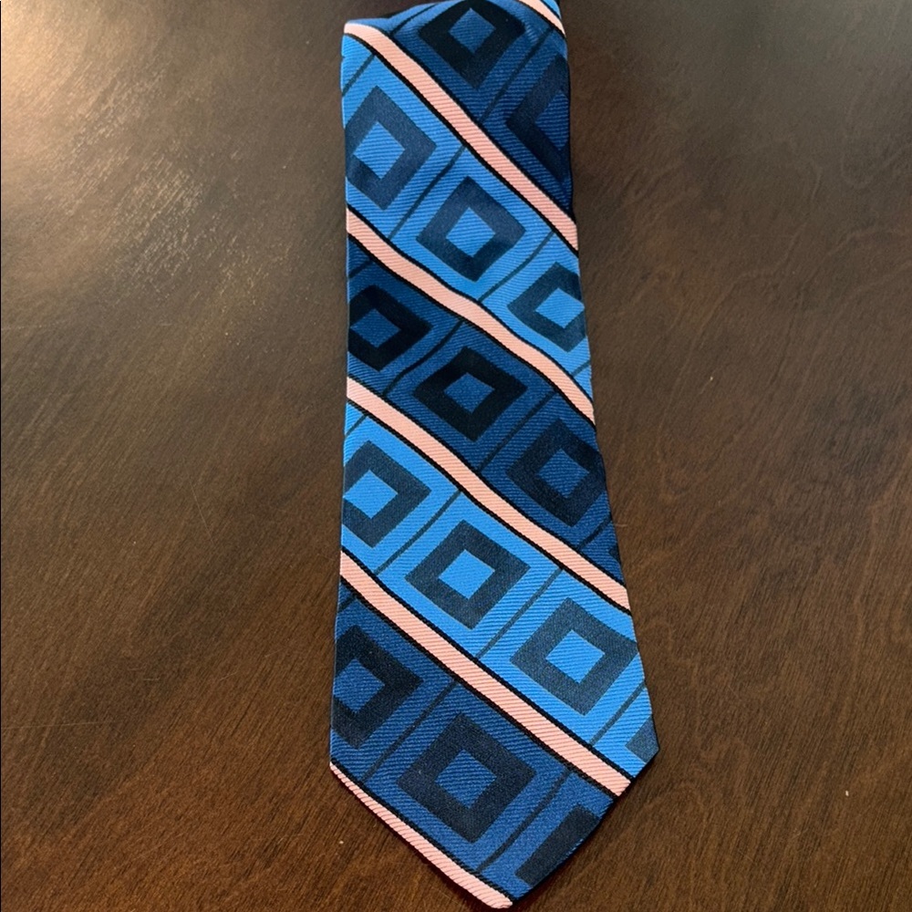 Source Unknown Blue and Black Diamond Pattern Tie